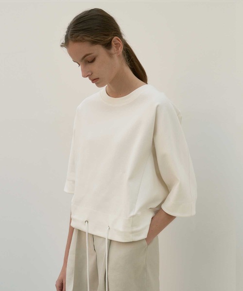 MOHAN(モハン)の「【MOHAN 】TOR ストリング ハーフ スリーブ スウェット シャツ / TOR STRING HALF SLEEVE SWEATSHIRT(Tシャツ/カットソー・レディース・ホワイト/ブラック・FREE)」の1枚目の写真