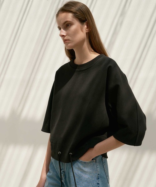 MOHAN(モハン)の「【MOHAN 】TOR ストリング ハーフ スリーブ スウェット シャツ / TOR STRING HALF SLEEVE SWEATSHIRT(Tシャツ/カットソー・レディース・ホワイト/ブラック・FREE)」の4枚目の写真