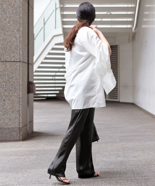 AP STUDIO(エーピーストゥディオ)の「ヴィンテージサテンパンツ(その他パンツ・レディース・ブラック・36/38)」の4枚目の写真