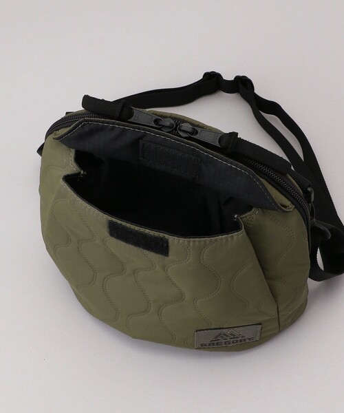 FREAK'S STORE(フリークスストア)の「GREGORY × FREAK'S STORE/グレゴリー 別注TOASTY QUILT/別注トースティーキルトショルダーバッグ(ショルダーバッグ・レディース・ブラック/オリーブ・ONE SIZE)」の19枚目の写真