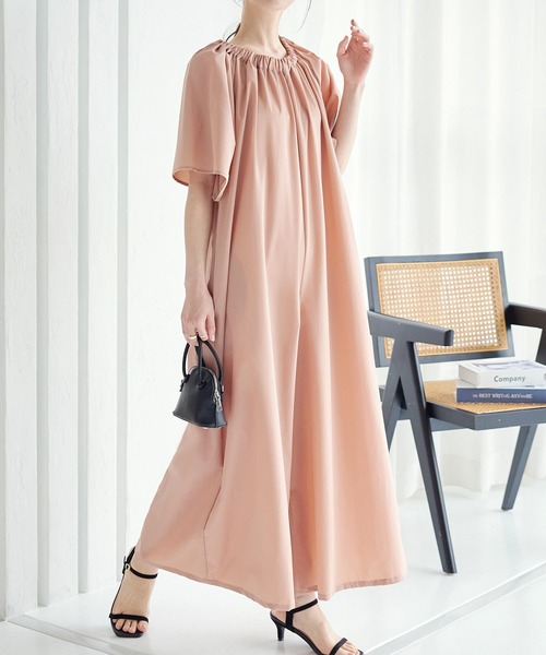 KOBE LETTUCE（コウベレタス）の「フレアスリーブオールインワン（マタニティウェア/グッズ・レディース・ベージュ/ブラック・FREE）」の3枚目の写真