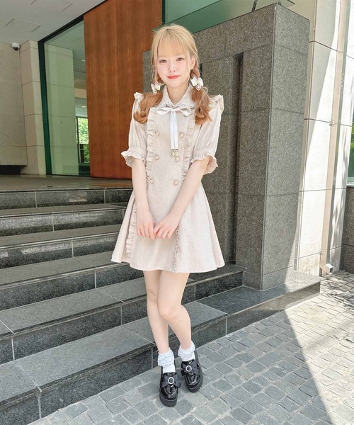 ROJITA(ロジータ)の「レースカラーダブルボタンワンピース(ワンピース・レディース・ブラック/ベージュ/ミント・FREE)」の21枚目の写真