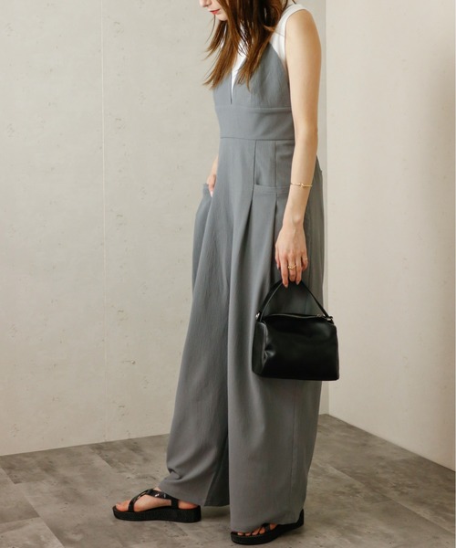 Per sist ence（パーシエンス）の「クレープビスチェサロペット（サロペット/オーバーオール・レディース・ブラック/グレー/アイボリー・FREE）」の6枚目の写真