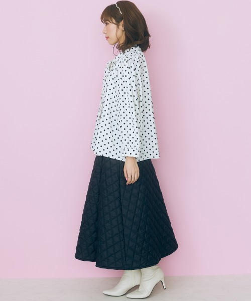 marun(マルン)の「<大きいサイズ> ボータイドットブラウス marun(シャツ/ブラウス・レディース・オフホワイト/ブラック・5L/3L/L/4L/LL)」の20枚目の写真