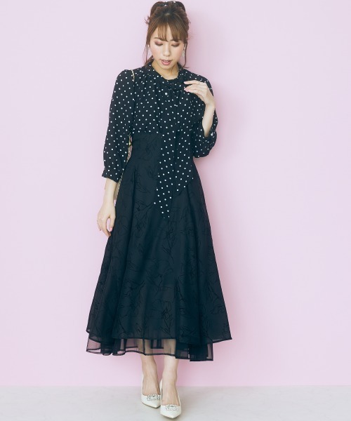 marun(マルン)の「<大きいサイズ> ボータイドットブラウス marun(シャツ/ブラウス・レディース・オフホワイト/ブラック・5L/3L/L/4L/LL)」の22枚目の写真