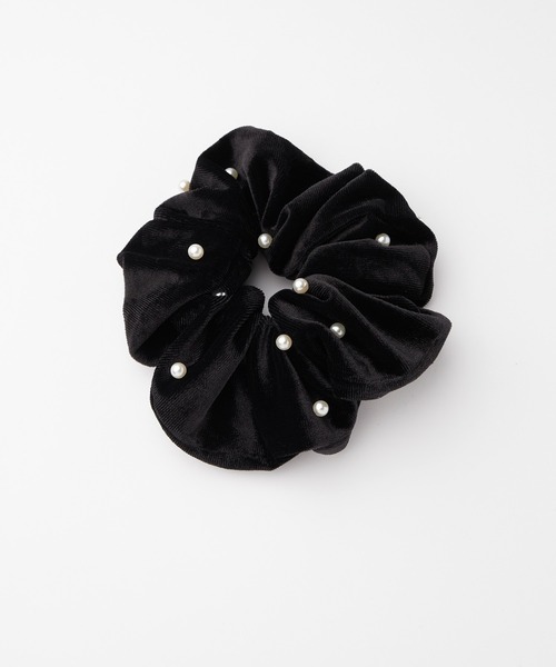 BONLECILL noir（ボンルシールノワール）の「【BONLECILL noir】パールベロアシュシュ（シュシュ・レディース・ブラック・FREE）」の4枚目の写真