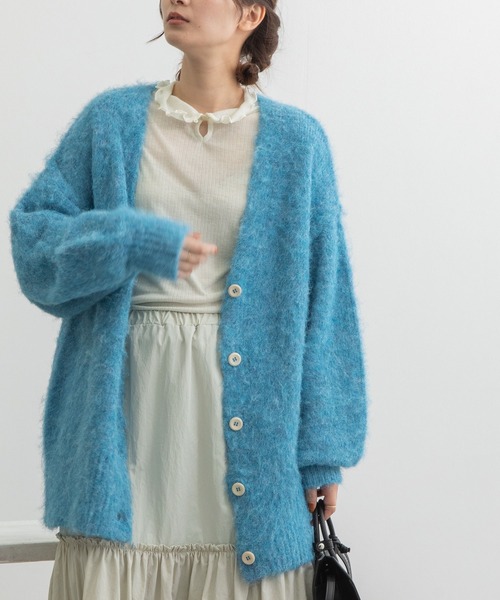 POU DOU DOU（プードゥドゥ）の「起毛Vネックニットカーディガン（カーディガン/ボレロ・レディース・ベージュ/ブラウン/ブルー/ミント・3）」の4枚目の写真