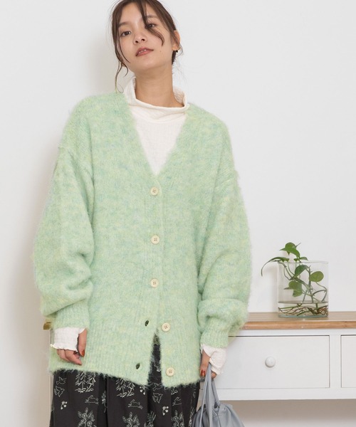 POU DOU DOU（プードゥドゥ）の「起毛Vネックニットカーディガン（カーディガン/ボレロ・レディース・ベージュ/ブラウン/ブルー/ミント・3）」の6枚目の写真