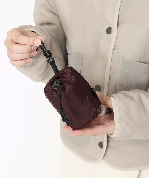Columbia(コロンビア)の「コズミックロックパッカブルトートM(トートバッグ・メンズ・エンジ/ブラック/グリーン・ONE SIZE)」の10枚目の写真