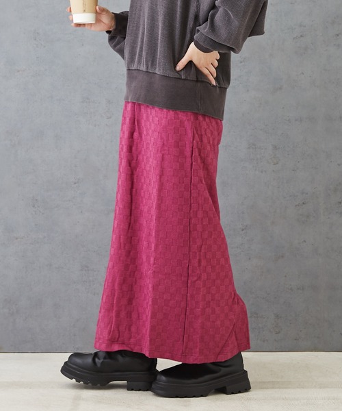 CUBE SUGAR(キューブシュガー)の「ブロック柄ニットソーナロースカート(スカート・レディース・ブラウン/ブルー/ブラック/パープル・M)」の4枚目の写真