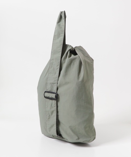 URBAN RESEARCH DOORS（アーバンリサーチドアーズ）の「ドロストリングワンショルダー（ショルダーバッグ・メンズ・オフホワイト/グレー系その他/ブラック・-）」の21枚目の写真