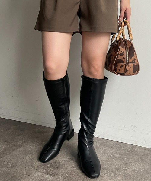 Thevon（ゼボン）の「ストレッチロングブーツ（ブーツ・レディース・ブラック/グレイッシュベージュ・L/M/S）」の5枚目の写真