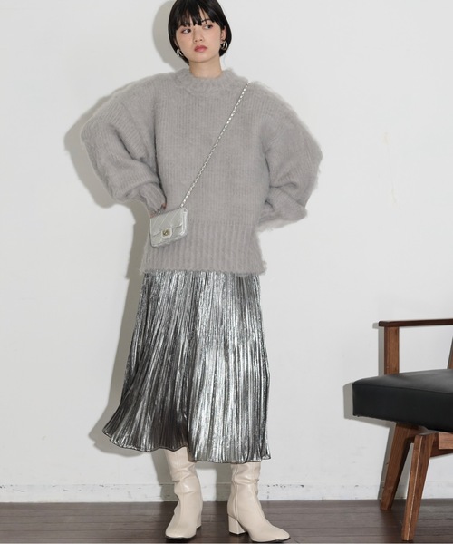 THE YOn（ザヨン）の「メタリックプリーツスカート（スカート・レディース・ゴールド/ブラック/シルバー・FREE）」の4枚目の写真