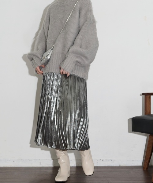 THE YOn（ザヨン）の「メタリックプリーツスカート（スカート・レディース・ゴールド/ブラック/シルバー・FREE）」の6枚目の写真