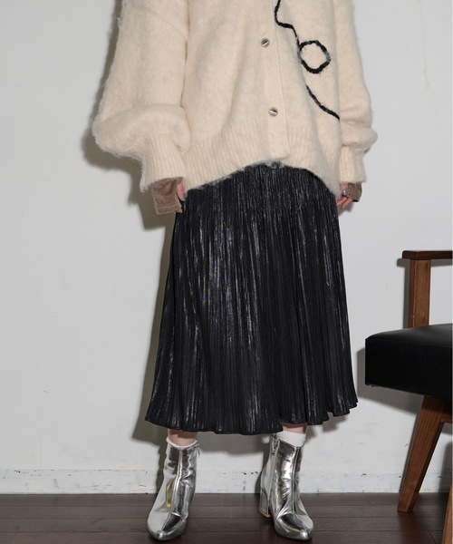 THE YOn（ザヨン）の「メタリックプリーツスカート（スカート・レディース・ゴールド/ブラック/シルバー・FREE）」の12枚目の写真