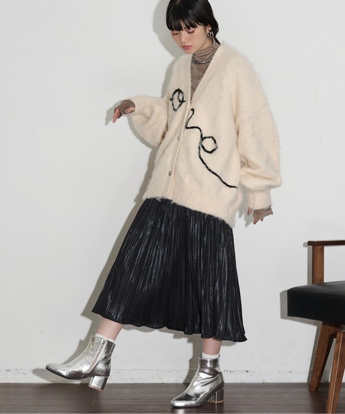 THE YOn（ザヨン）の「メタリックプリーツスカート（スカート・レディース・ゴールド/ブラック/シルバー・FREE）」の14枚目の写真