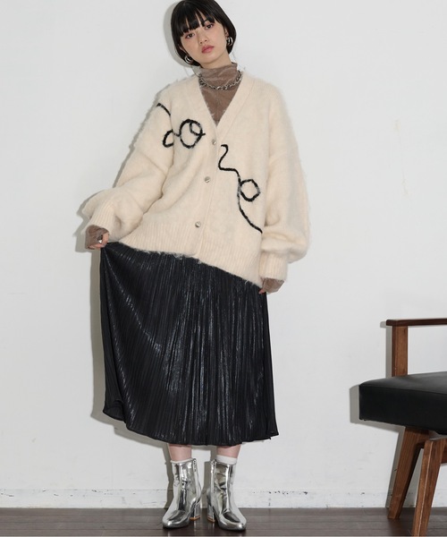 THE YOn（ザヨン）の「メタリックプリーツスカート（スカート・レディース・ゴールド/ブラック/シルバー・FREE）」の18枚目の写真