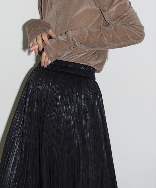THE YOn（ザヨン）の「メタリックプリーツスカート（スカート・レディース・ゴールド/ブラック/シルバー・FREE）」の19枚目の写真