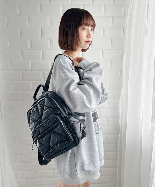 √nuage（ルートニュアージュ）の「キルティングパフィーバックパック（バックパック/リュック・レディース・ブラック/シルバー・FREE）」の5枚目の写真
