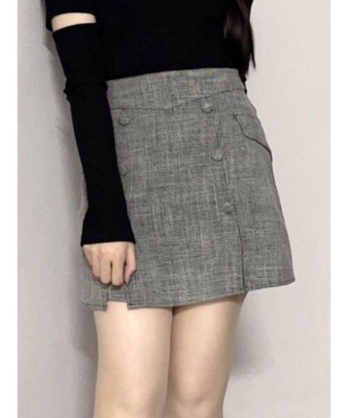 EATME（イートミー）の「ダブルボタンスリットスカート（スカート・レディース・ベージュ/ブラック/その他1・MEDIUM/SMALL）」の3枚目の写真