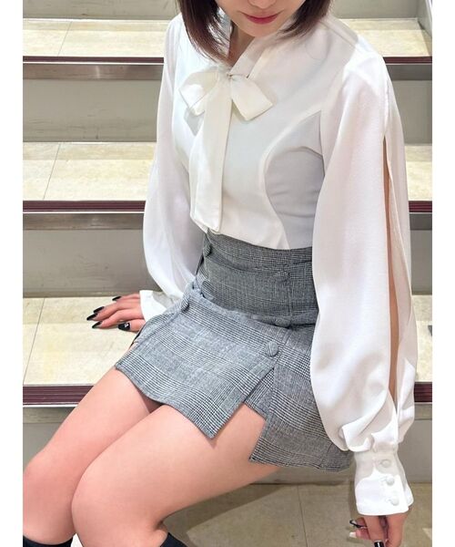 EATME（イートミー）の「ダブルボタンスリットスカート（スカート・レディース・ベージュ/ブラック/その他1・MEDIUM/SMALL）」の9枚目の写真