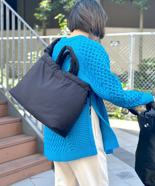 LEPSIM（レプシィム）の「マタニティ／巾着2WAYトート　985728（マザーズバッグ・レディース・グリーン/ブラック・ONE SIZE）」の4枚目の写真