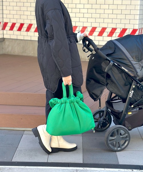 LEPSIM（レプシィム）の「マタニティ／巾着2WAYトート　985728（マザーズバッグ・レディース・グリーン/ブラック・ONE SIZE）」の9枚目の写真