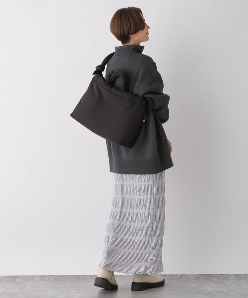 LEPSIM（レプシィム）の「マタニティ／巾着2WAYトート　985728（マザーズバッグ・レディース・グリーン/ブラック・ONE SIZE）」の17枚目の写真