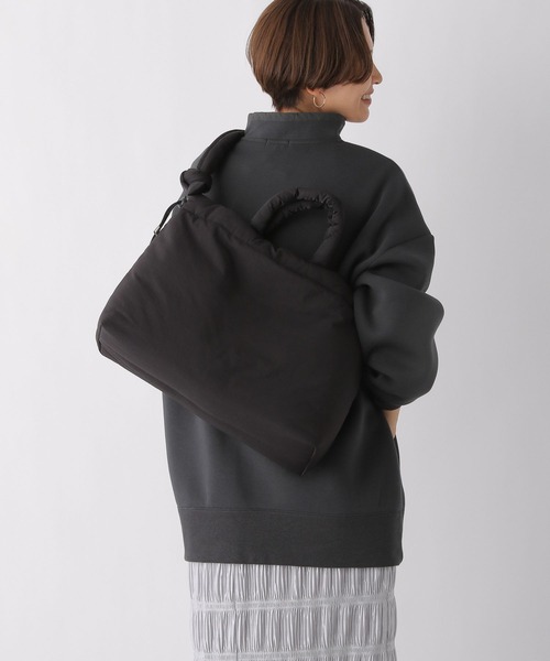 LEPSIM（レプシィム）の「マタニティ／巾着2WAYトート　985728（マザーズバッグ・レディース・グリーン/ブラック・ONE SIZE）」の18枚目の写真