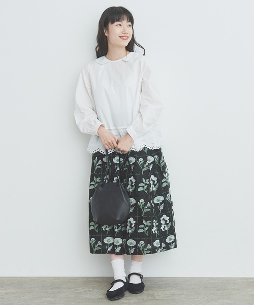 【美品】bulle de savon 野山刺繍 スカート bulle de savon ビュルデサボン 秋の七草刺しゅうギャザー