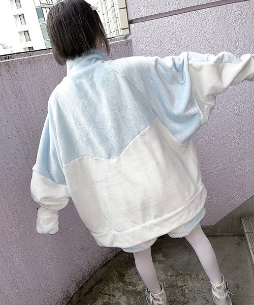 ililil（イルイルイル）の「『ililil/イルイルイル』ふあふあさいば 