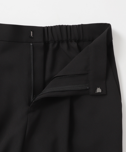 B.C STOCK（ベーセーストック）の「ツインクロステーパードパンツ（スラックス・レディース・ブラック/ホワイト・SMALL/MEDIUM）」の22枚目の写真