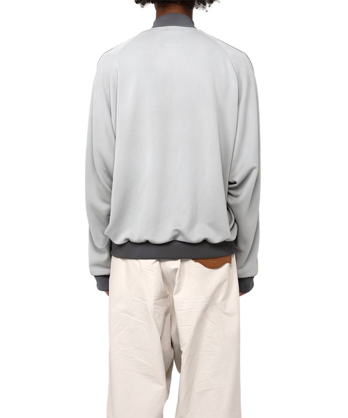 Maison MIHARA YASUHIRO（メゾンミハラヤスヒロ）の「Wide Back Track