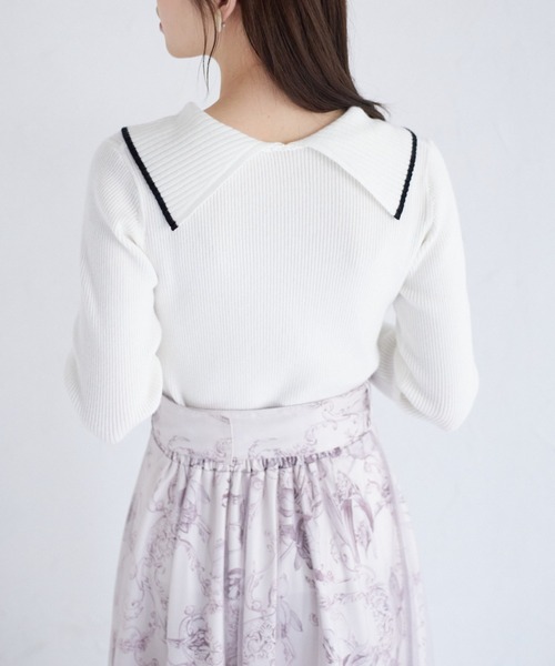 tocco closet（トッコ　クローゼット）の「パールビジュー付き配色ライン入りビックカラーリブニットプルオーバー（ニット/セーター・レディース・オフホワイト/ブラック・M）」の5枚目の写真