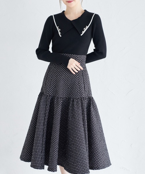 tocco closet（トッコ　クローゼット）の「パールビジュー付き配色ライン入りビックカラーリブニットプルオーバー（ニット/セーター・レディース・オフホワイト/ブラック・M）」の13枚目の写真