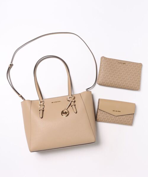 MICHAEL KORS(マイケルコース)の「CHARLOTTE 3 IN 1 トート ラージ(トートバッグ・レディース・キャメル・FREE)」の15枚目の写真
