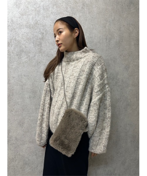 TRUNC（トランクエイティーエイト）の「Fur Mini Shoulder Bag（ショルダーバッグ・レディース・ブラック/モカ・FREE）」の3枚目の写真