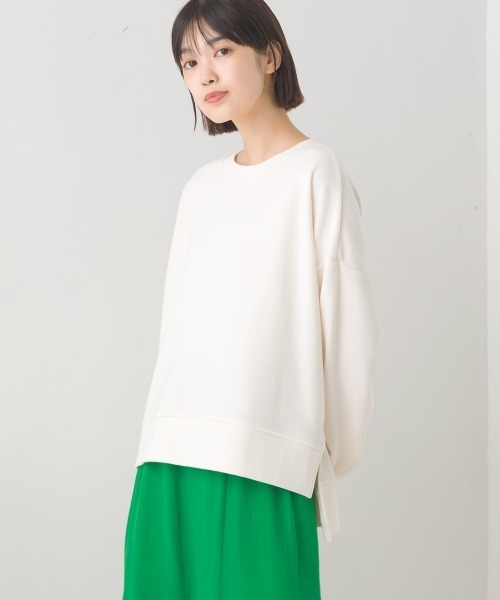 OMNES(オムネス)の「裏毛ワイドシルエット長袖プルオーバー(スウェット・レディース・オートミール/チャコール/アイボリー/ミント・FREE)」の18枚目の写真