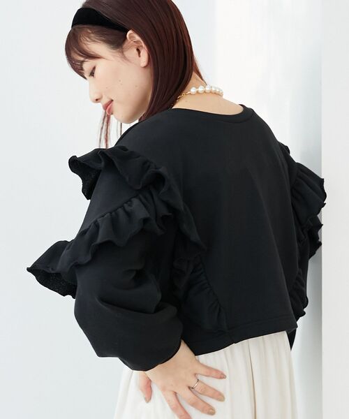 MAJESTIC LEGON(マジェスティックレゴン)の「フェミニンフリルスウェット(スウェット・レディース・ブラック/ピンクベージュ/オフホワイト・MEDIUM)」の10枚目の写真