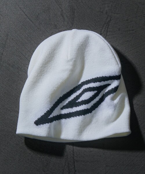 UMBRO(アンブロ)の「UMBRO/アンブロ 別注 Beanie Big Logo/ビーニー ビックロゴ(ニットキャップ/ビーニー・メンズ・ホワイト/ブラック/グリーン/ネイビー/ベージュ/チャコールグレー・FREE/フリ-)」の14枚目の写真