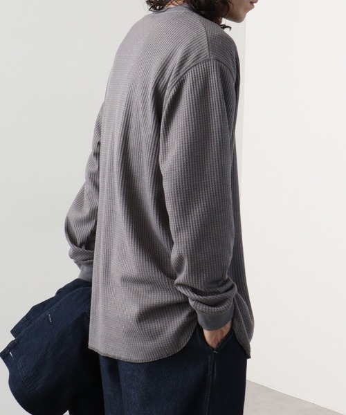 many men many mind(メニーメンメニーマインド)の「ワッフルヘンリーネックロングスリーブTシャツ(Tシャツ/カットソー・メンズ・グレー/アイボリー/ブラック/ホワイト・M/L/XL)」の17枚目の写真
