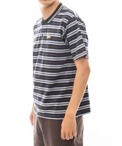 RVCA(ルーカ)の「RVCA メンズ VALLEJO STRIPE SS POLO ポロシャツ 【2024年春夏モデル】/ルーカ半袖ボーダーポロ(ポロシャツ・メンズ・ブラック系その他/エンジ・LARGE/MEDIUM/SMALL)」の3枚目の写真