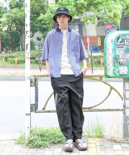 niko and...(ニコアンド)の「カットツイルトラックパンツ(その他パンツ・メンズ・グリーン/ブラック/モカ・MEDIUM/LARGE)」の4枚目の写真