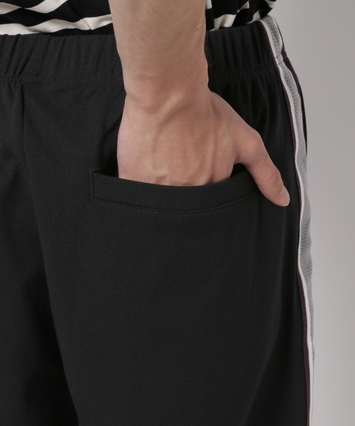 niko and...(ニコアンド)の「カットツイルトラックパンツ(その他パンツ・メンズ・グリーン/ブラック/モカ・MEDIUM/LARGE)」の9枚目の写真