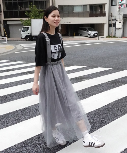 ラメ入りチュールサスペンダー付きジャンパースカート