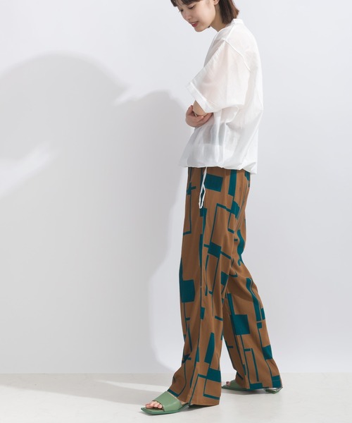 PICCIN（ピッチン）の「【WEB限定】フレックススラブ幾何学プリントイージーパンツ（その他パンツ・レディース・ネイビー/ブラウン/ブラック・M）」の6枚目の写真