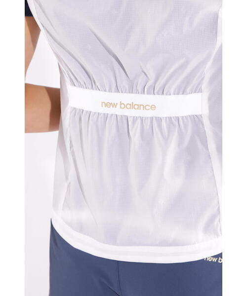 New Balance Golf(ニューバランスゴルフ)の「【new balance golf】撥水 ダイヤ柄 シアーリップ フルジップ フーディー ベスト (WOMENS WORLD)(ベスト・レディース・ホワイト/ダークインディゴブルー・MEDIUM/LARGE/SMALL)」の6枚目の写真