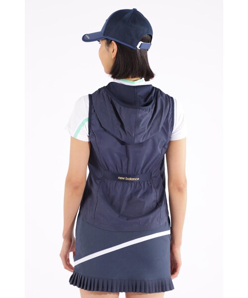 New Balance Golf(ニューバランスゴルフ)の「【new balance golf】撥水 ダイヤ柄 シアーリップ フルジップ フーディー ベスト (WOMENS WORLD)(ベスト・レディース・ホワイト/ダークインディゴブルー・MEDIUM/LARGE/SMALL)」の15枚目の写真