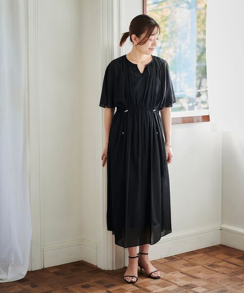 le.coeur blanc(ルクールブラン)の「スキッパーギャザーフレアスリーブワンピース(ワンピース・レディース・オレンジ/カーキオリーブ/ブラック・38)」の2枚目の写真