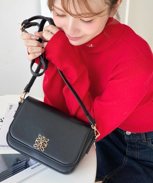 moment+(モーメントプラス)の「フロントモチーフフラップショルダーバッグ(ショルダーバッグ・レディース・アイボリー/ブラウン/ブラック・FREE)」の19枚目の写真